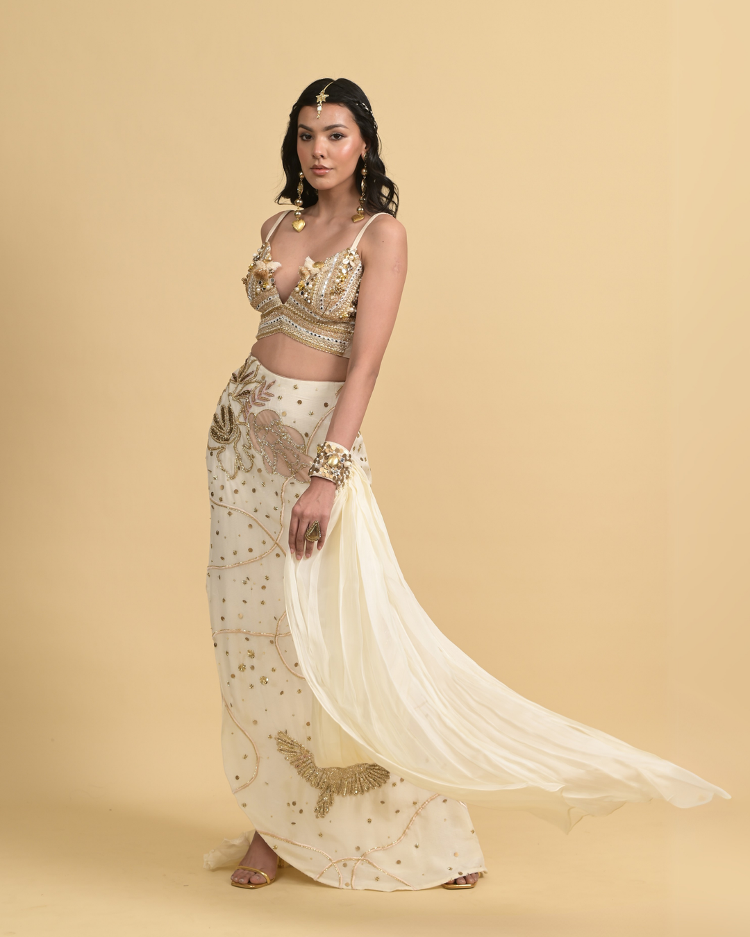 Mehbooba ivory set