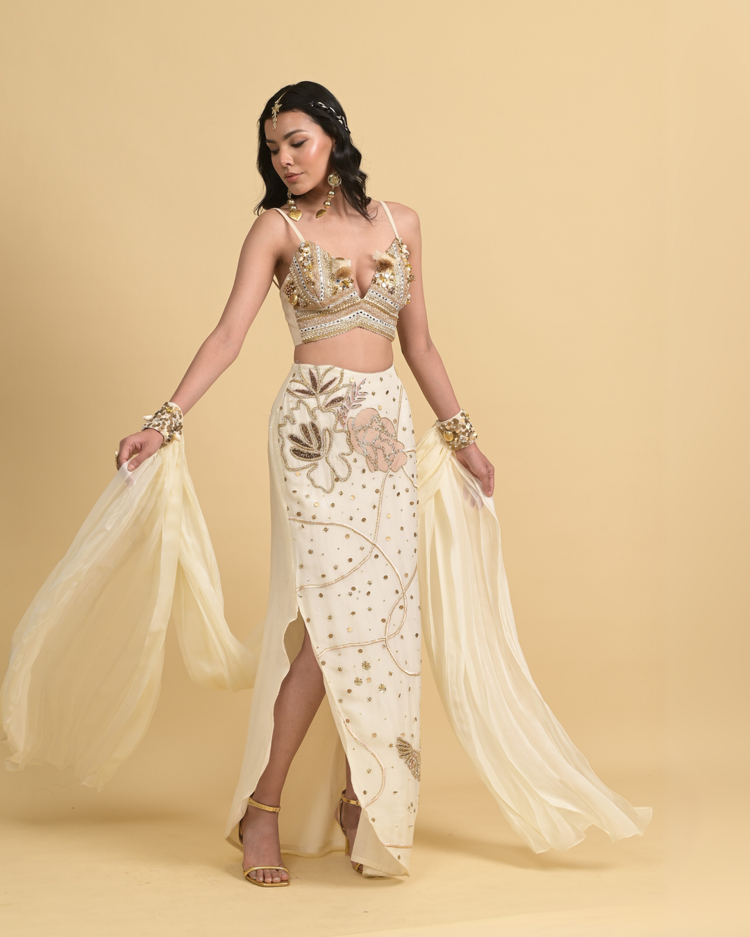 Mehbooba ivory set