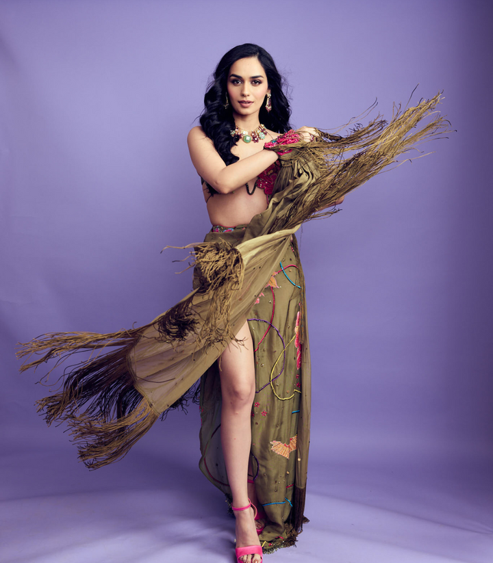 Manushi Chhillar in Mehbooba Set
