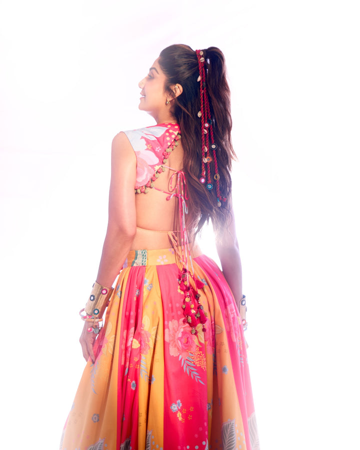 Shilpa Shetty in Orchid Lengha