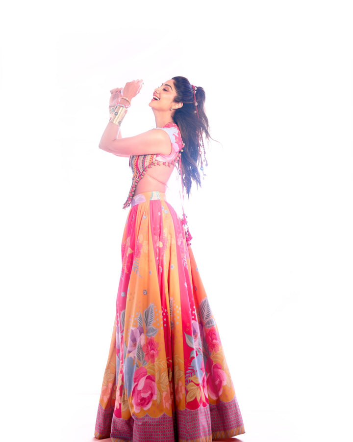 Shilpa Shetty in Orchid Lengha