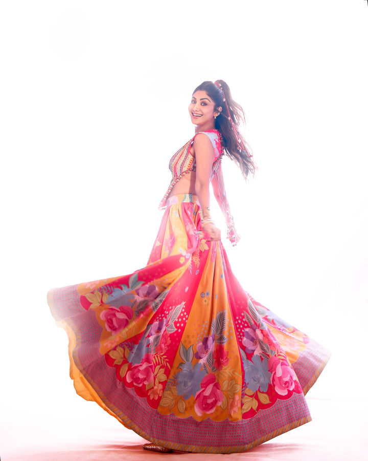 Shilpa Shetty in Orchid Lengha