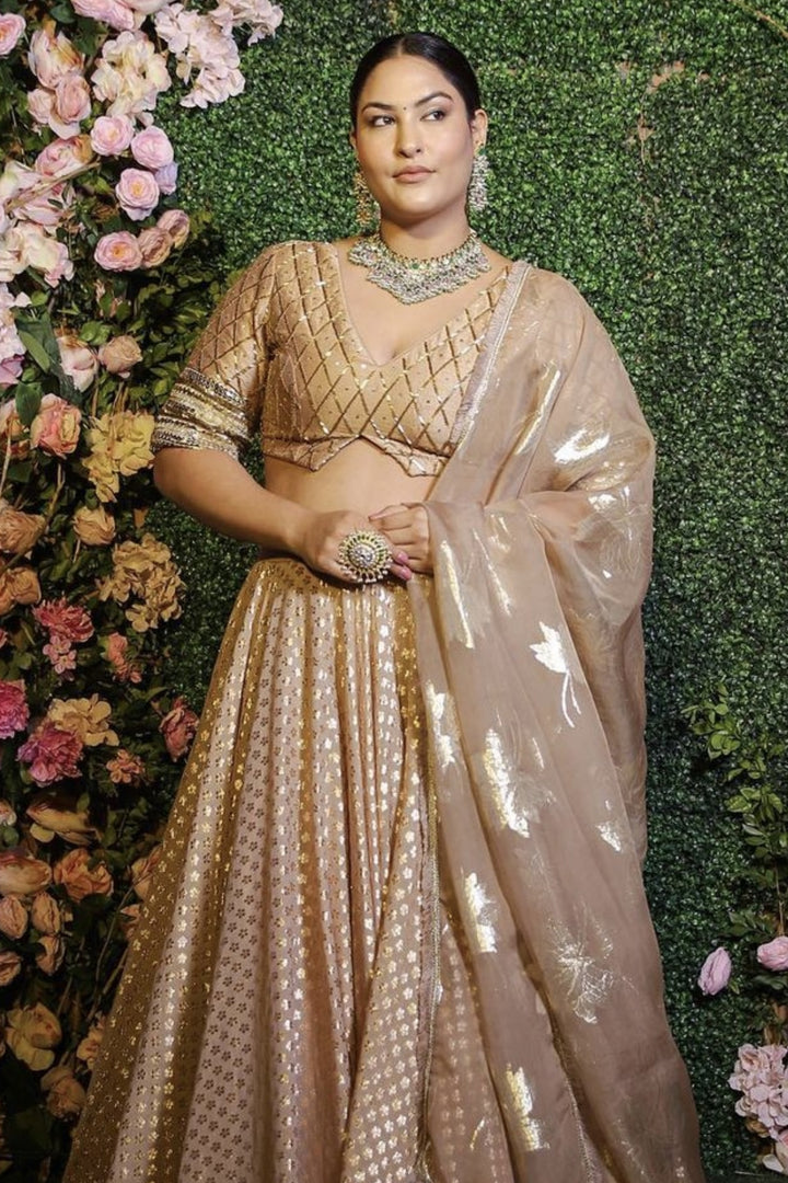 Sakshi Sindhwani In Malang