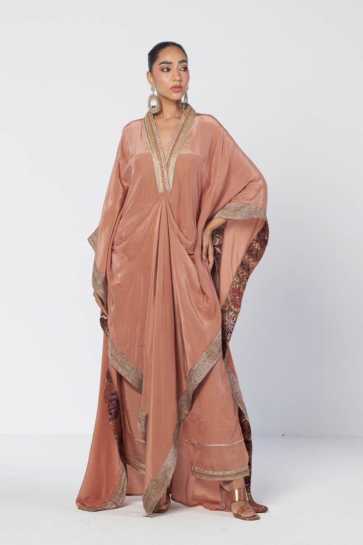 Azra Biscoff Kaftan Set