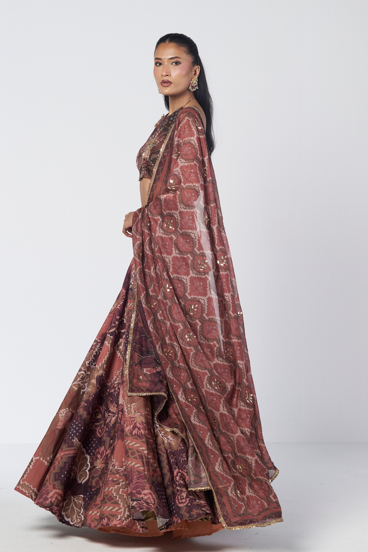 Patakha  Lehenga