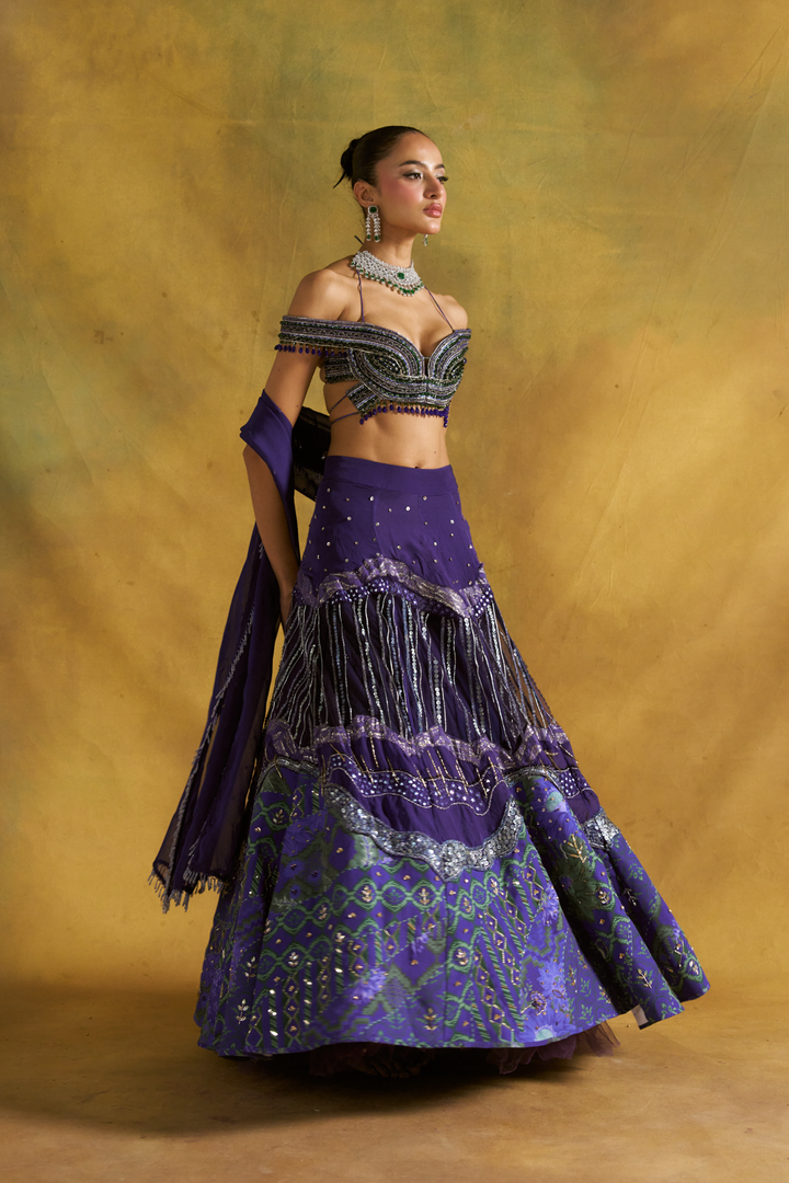 Tara  lehnga