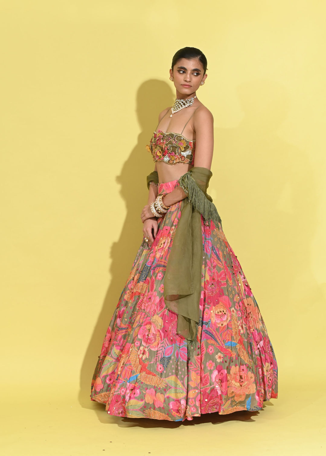 Dhom Tannaa Lehenga