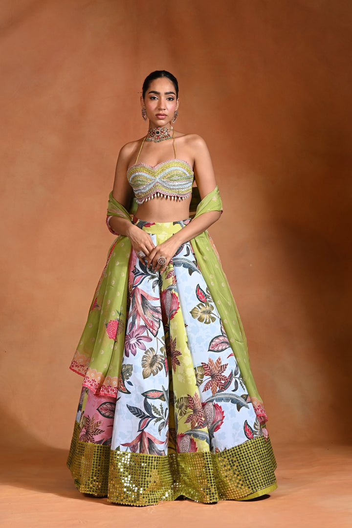 Brat Mosaiq Lehenga
