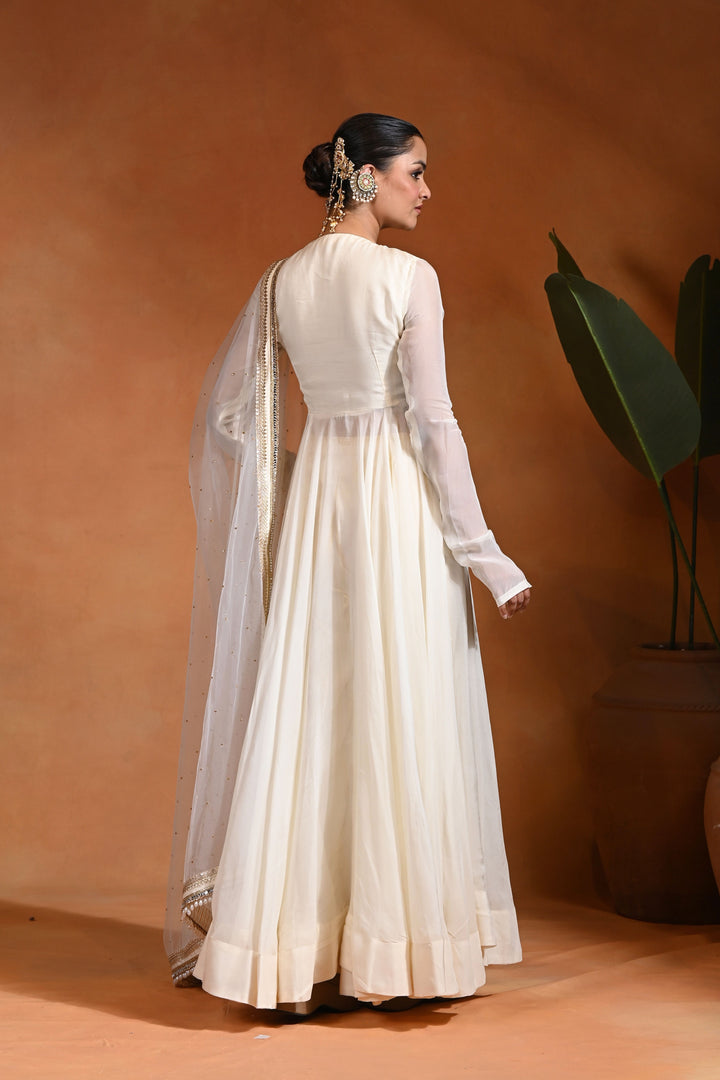 Aabroo Anarkali Set