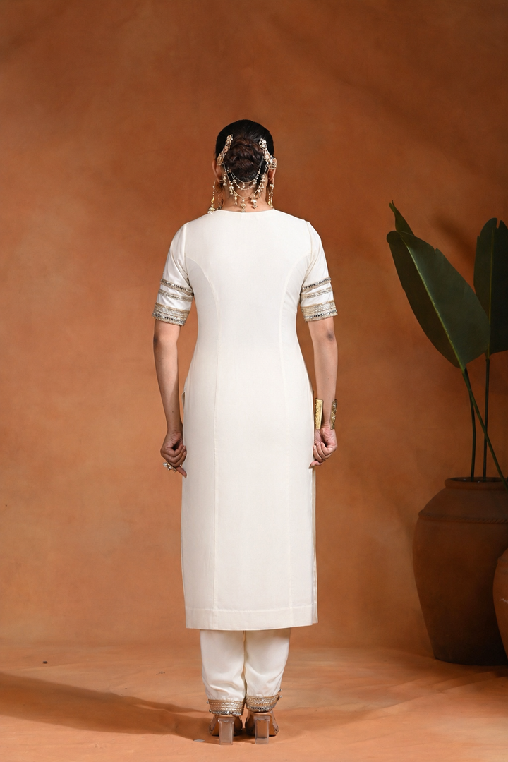 Ivory acrine