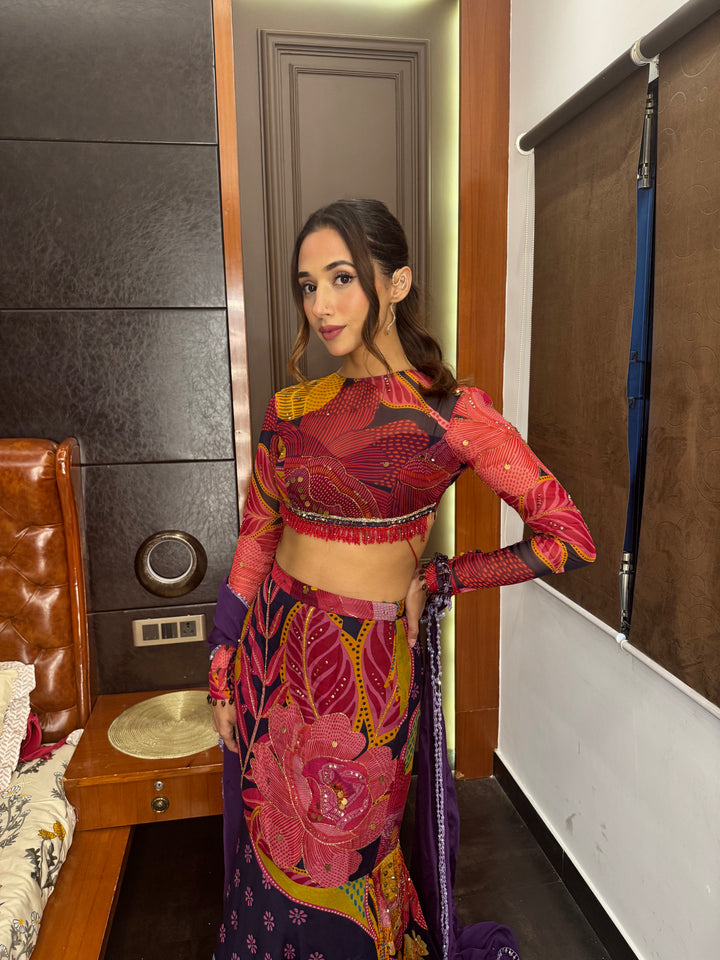 Ria Malhotra in Queen set