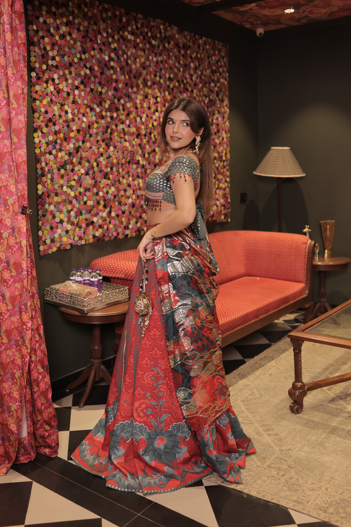 Ashi Khanna in Leher Lehenga