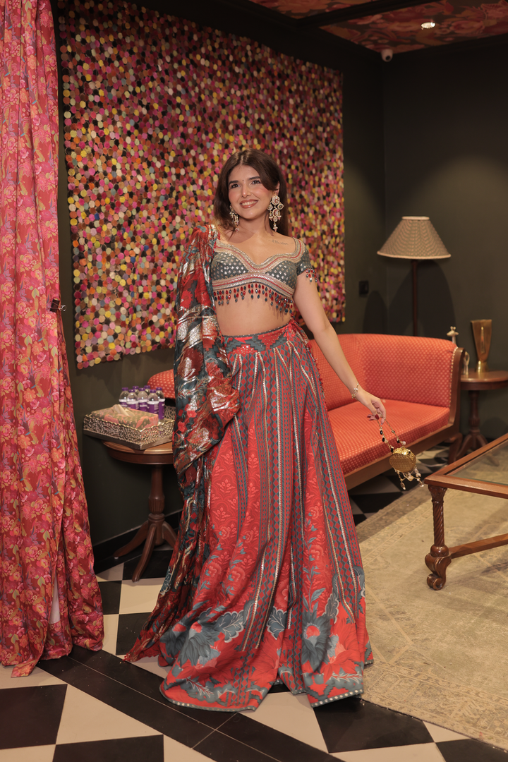 Ashi Khanna in Leher Lehenga