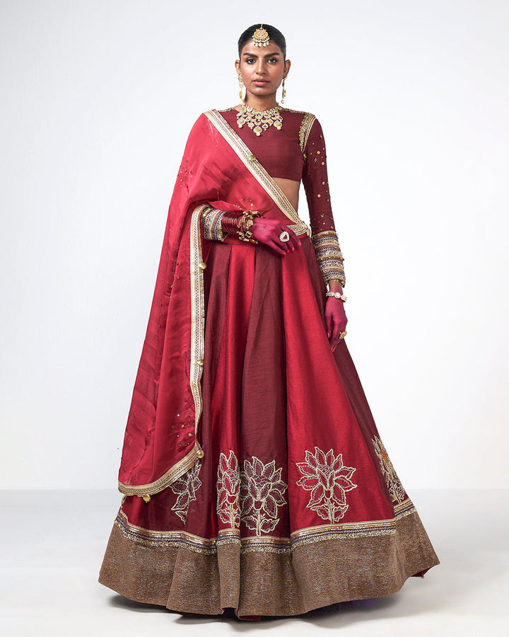 Deewani lehenga