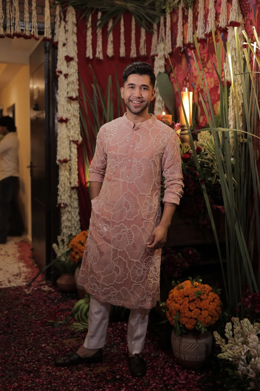 Jhumroo in Misty Mingle kurta set