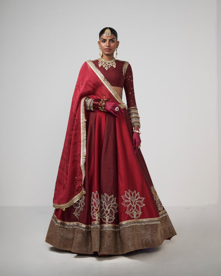 Deewani lehenga