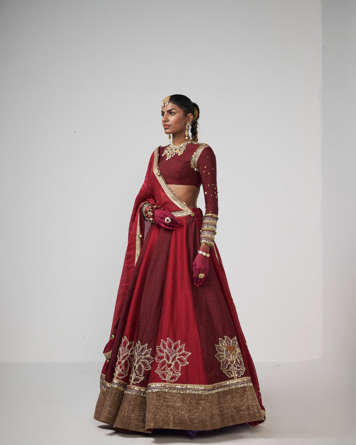Deewani lehenga