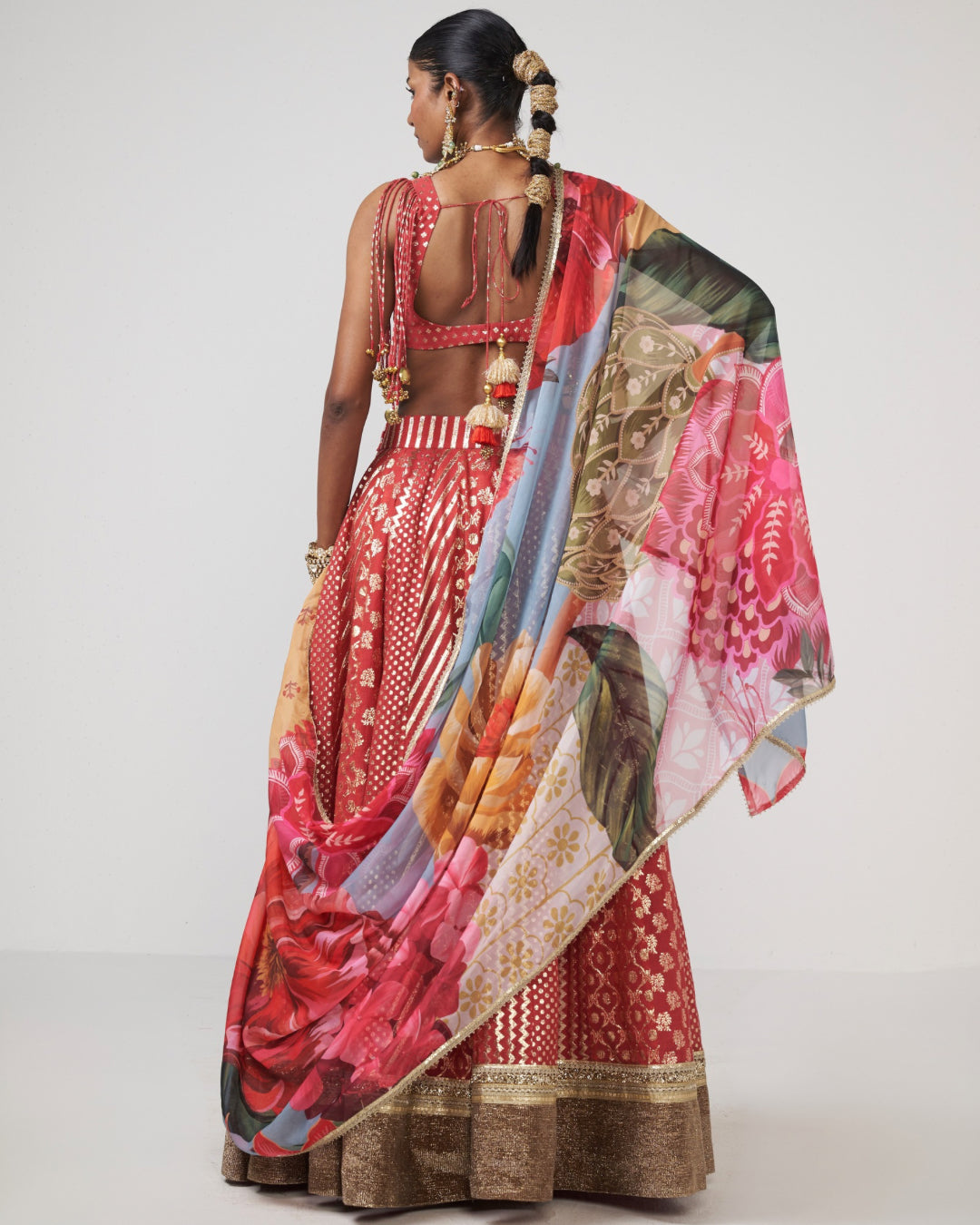 Gulbahar Lehenga