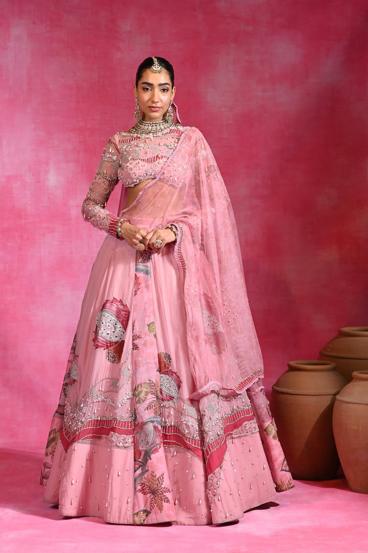 Gulabi Maharani Lehenga