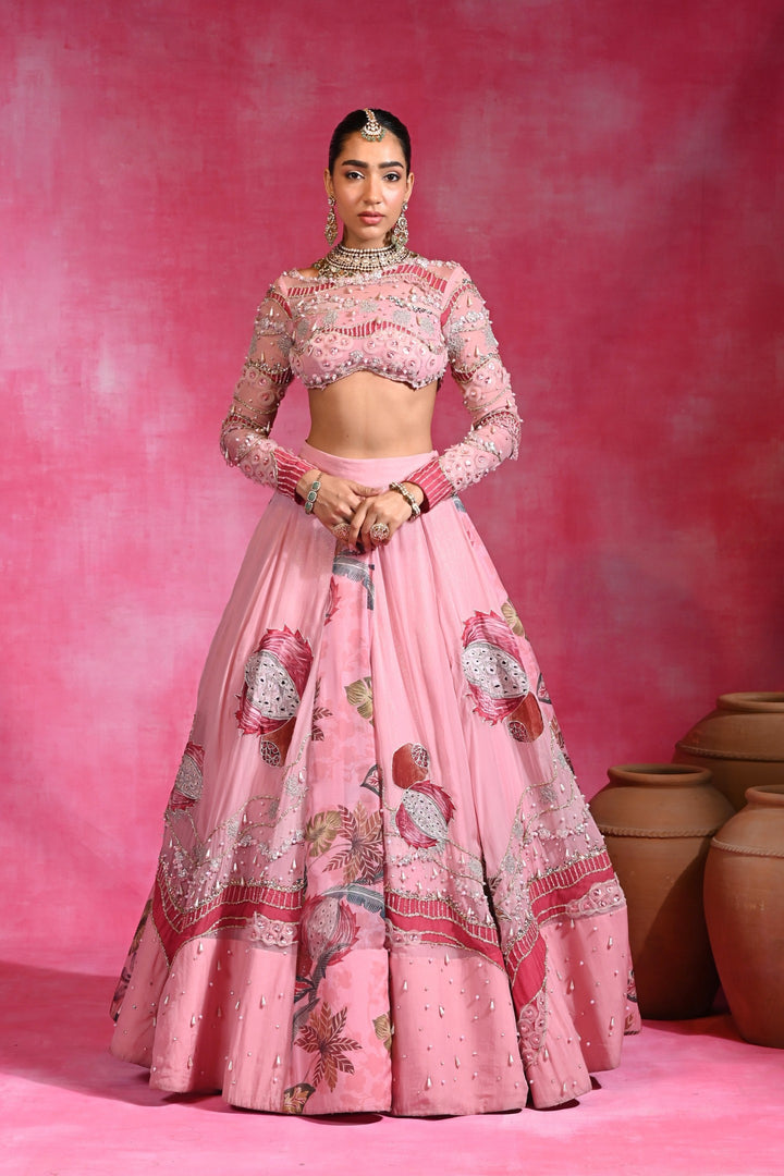 Gulabi Maharani Lehenga