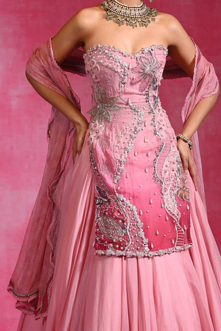Gulabi sitara set