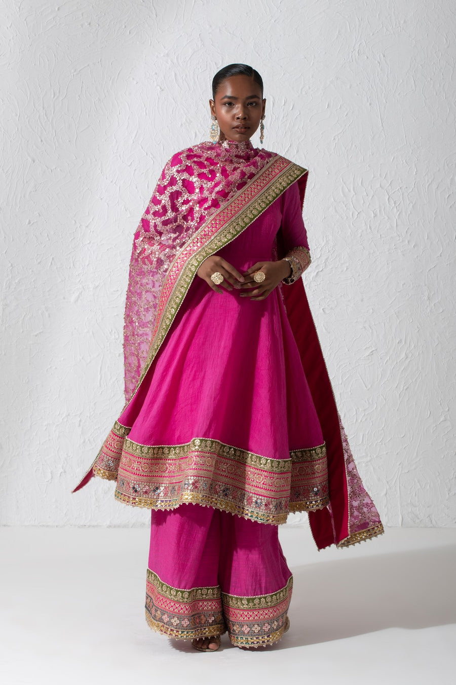 REBEL ROYALTY – Rishi and Vibhuti